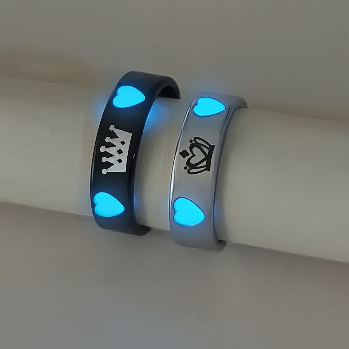 2pcs Luminous Heart "Her King His Queen" Couple Rings